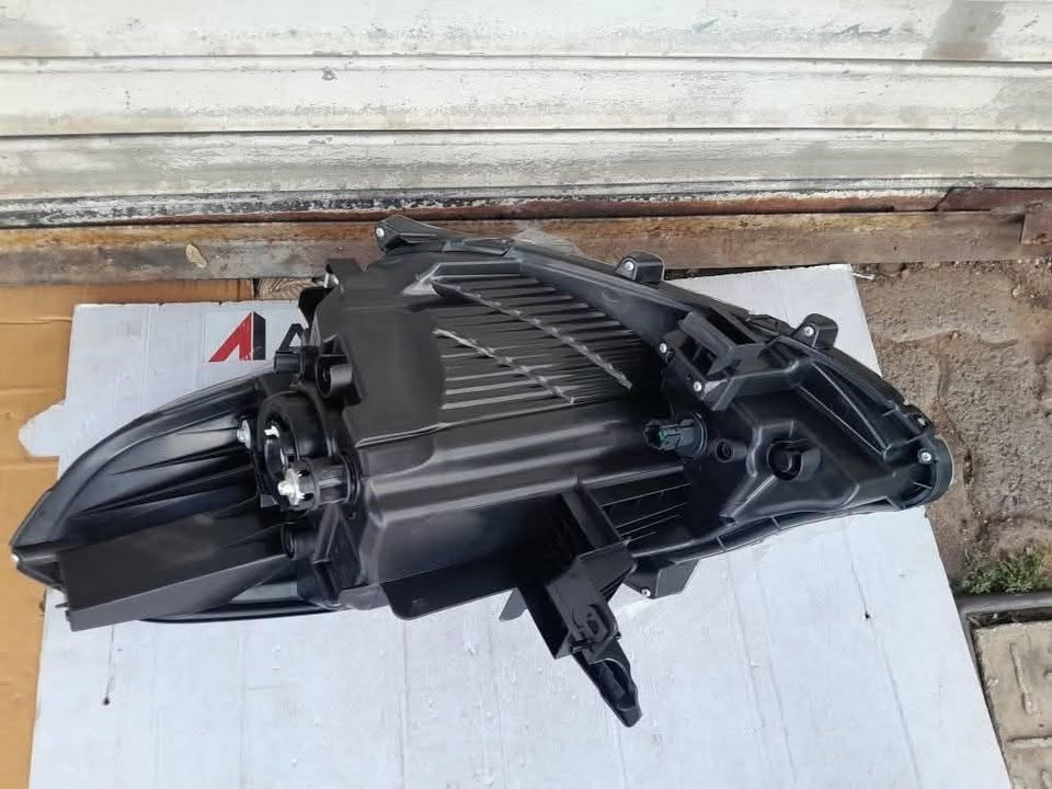 2017-2024 NISSAN ALMERA RIGHT SIDE HEADLIGHT FOR SALE