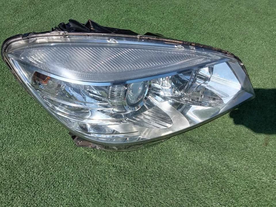 MERCEDES BENZ W204 NORMAL HEADLIGHT FOR SALE PREFACE