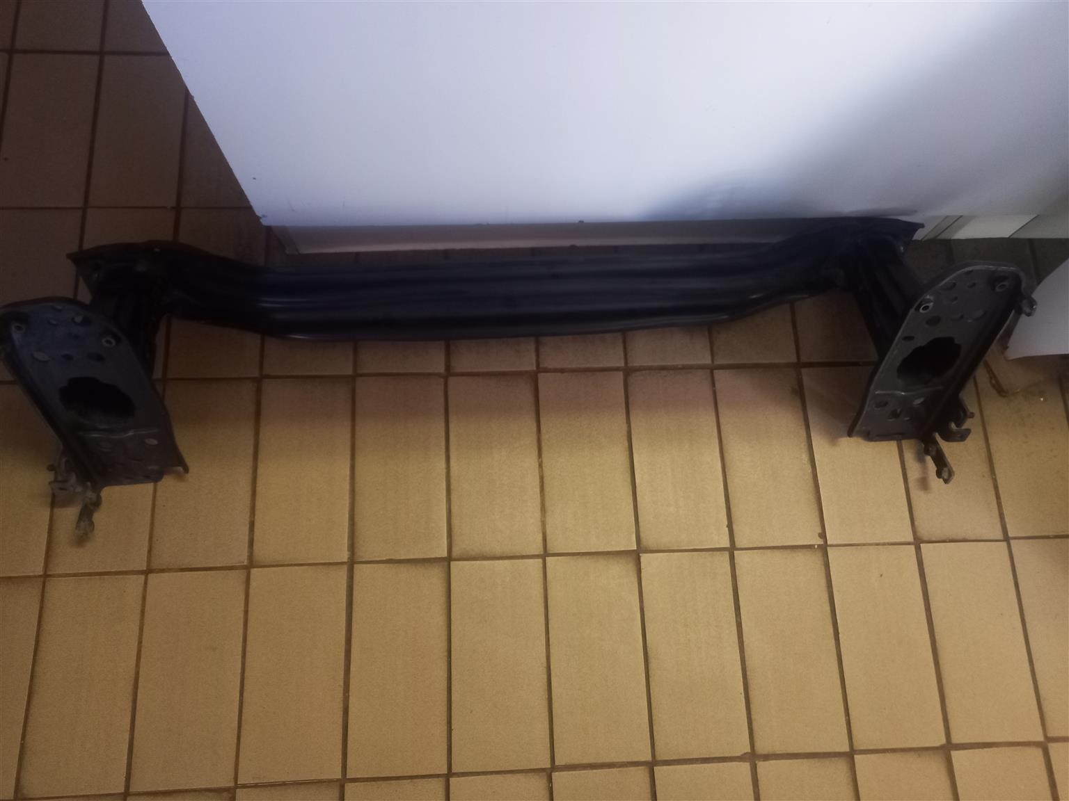 2016 PORSCHE CAYENNE FRONT STIFFENER FOR SALE
