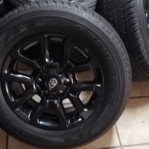 Toyota fairly used for legendRs
