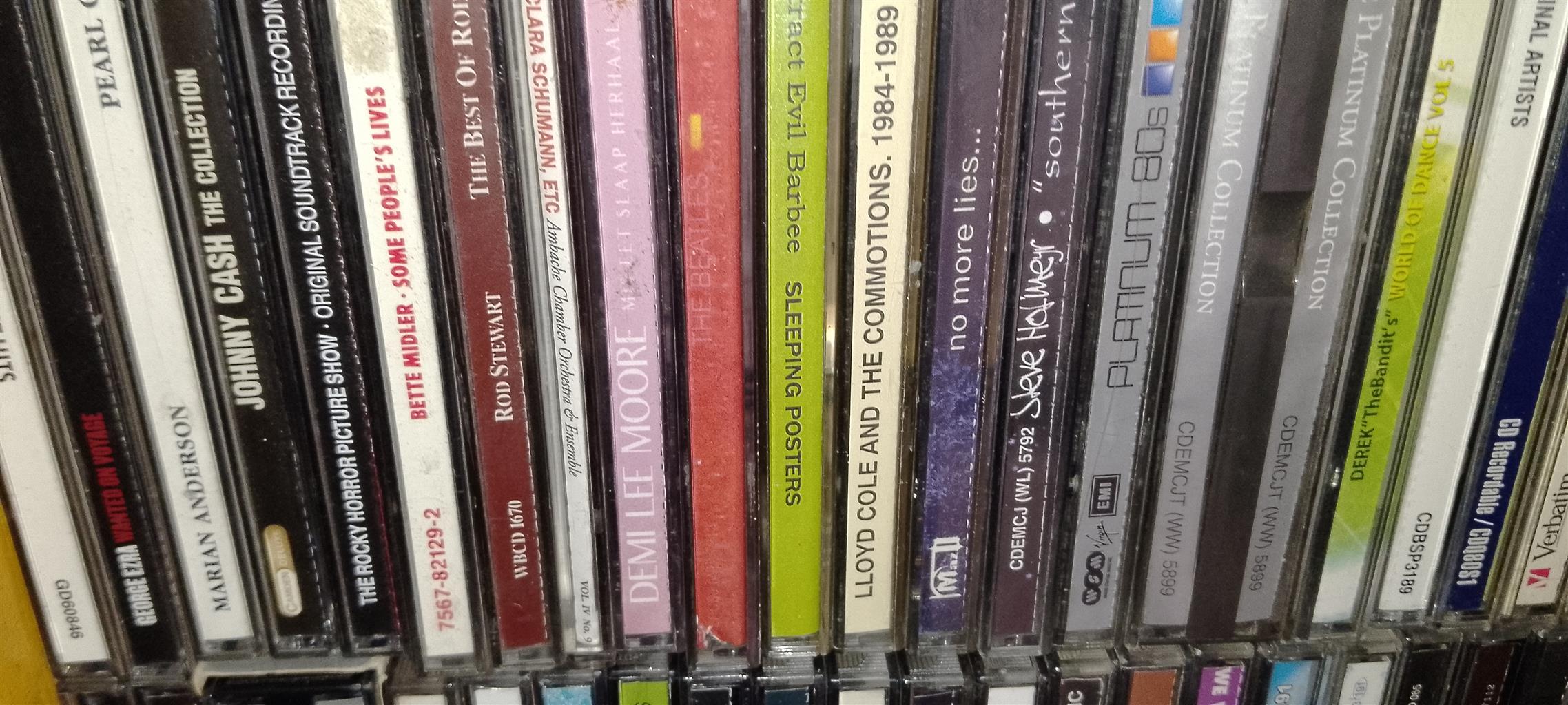 I have 40,000+ cds for sale,pop,rock,jazz,country,afrikaans,classics and more.