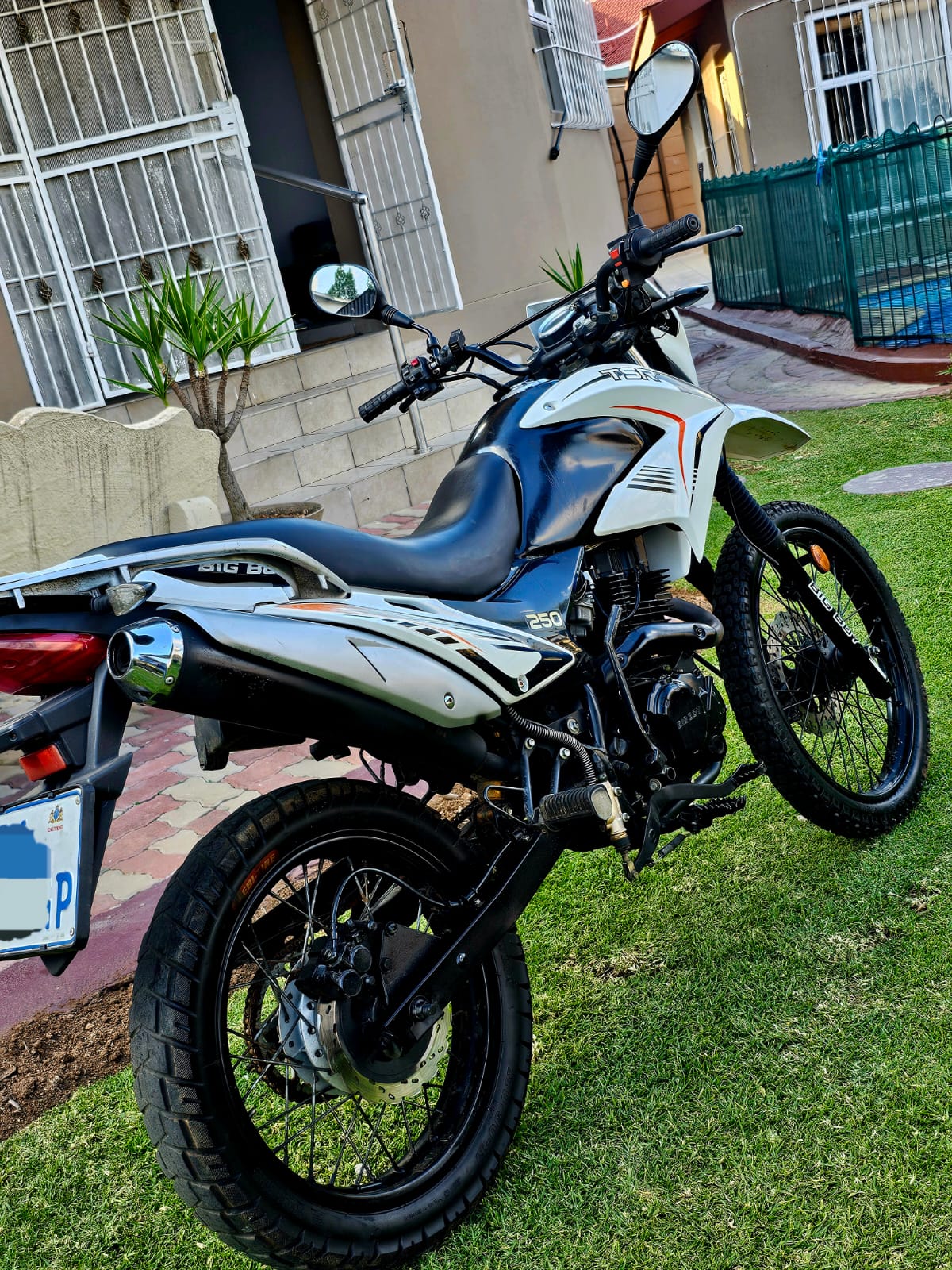 Preloaded Image 4