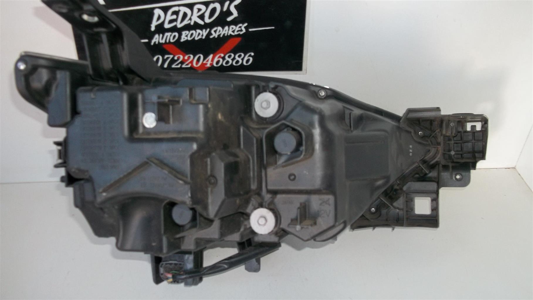 Mazda CX3 Left Headlight (LED Adaptive) - Private Seller Mazda CX3 Left Headlight (LED Adaptive) - Private Seller