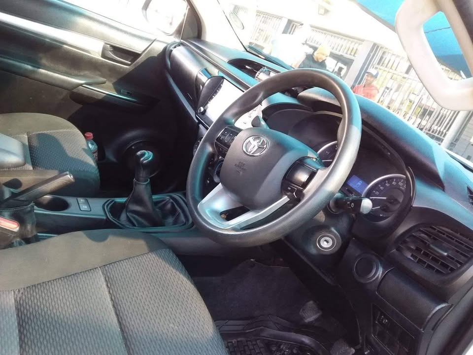 2019 Toyota Hilux GD6 single cab 4x4 2019