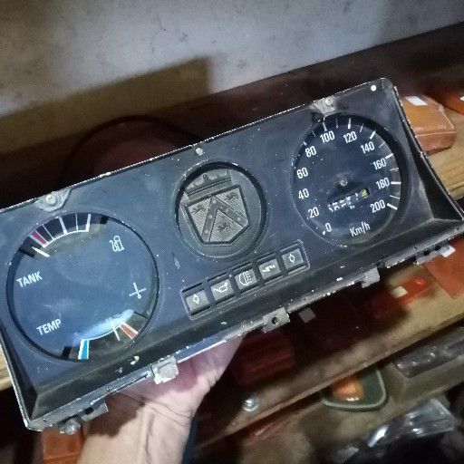 Cortina speedo cluster - Private Seller Cortina speedo cluster - Private Seller
