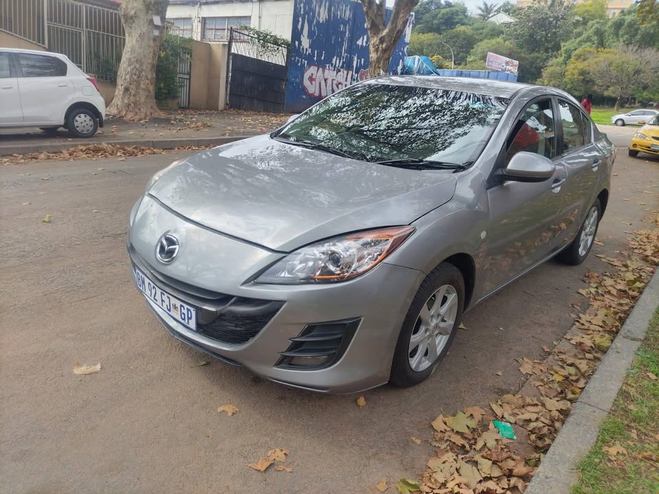 2012 Mazda 3 sedan 1.6