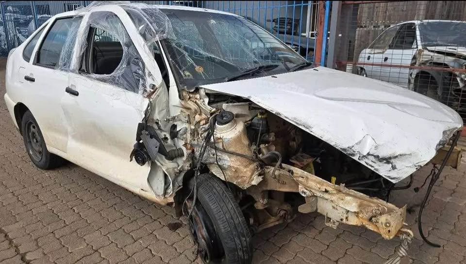 Vw Polo Classic STRIPPING FOR SPARE Call or whatsapp