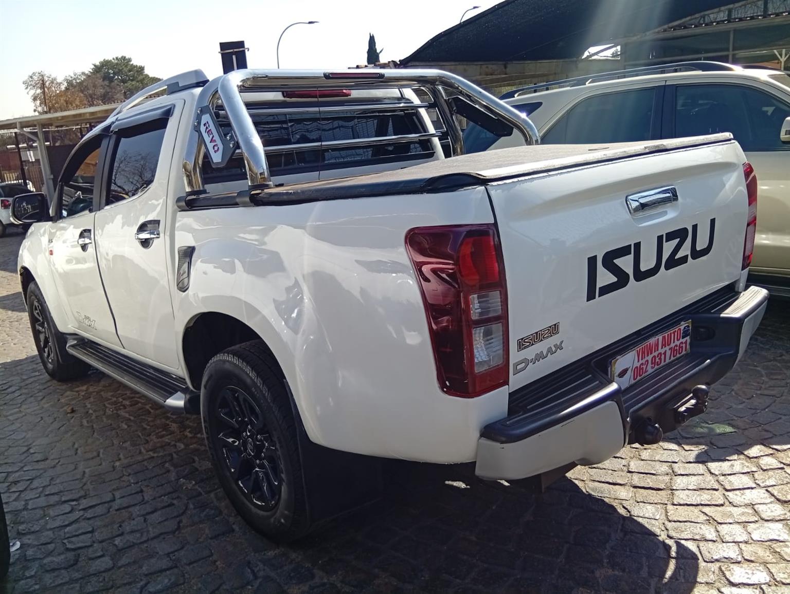 2019 Isuzu KB250 DMax DoubleCab 4X2 Bakkie Manual Cloth Seats, RollBar,