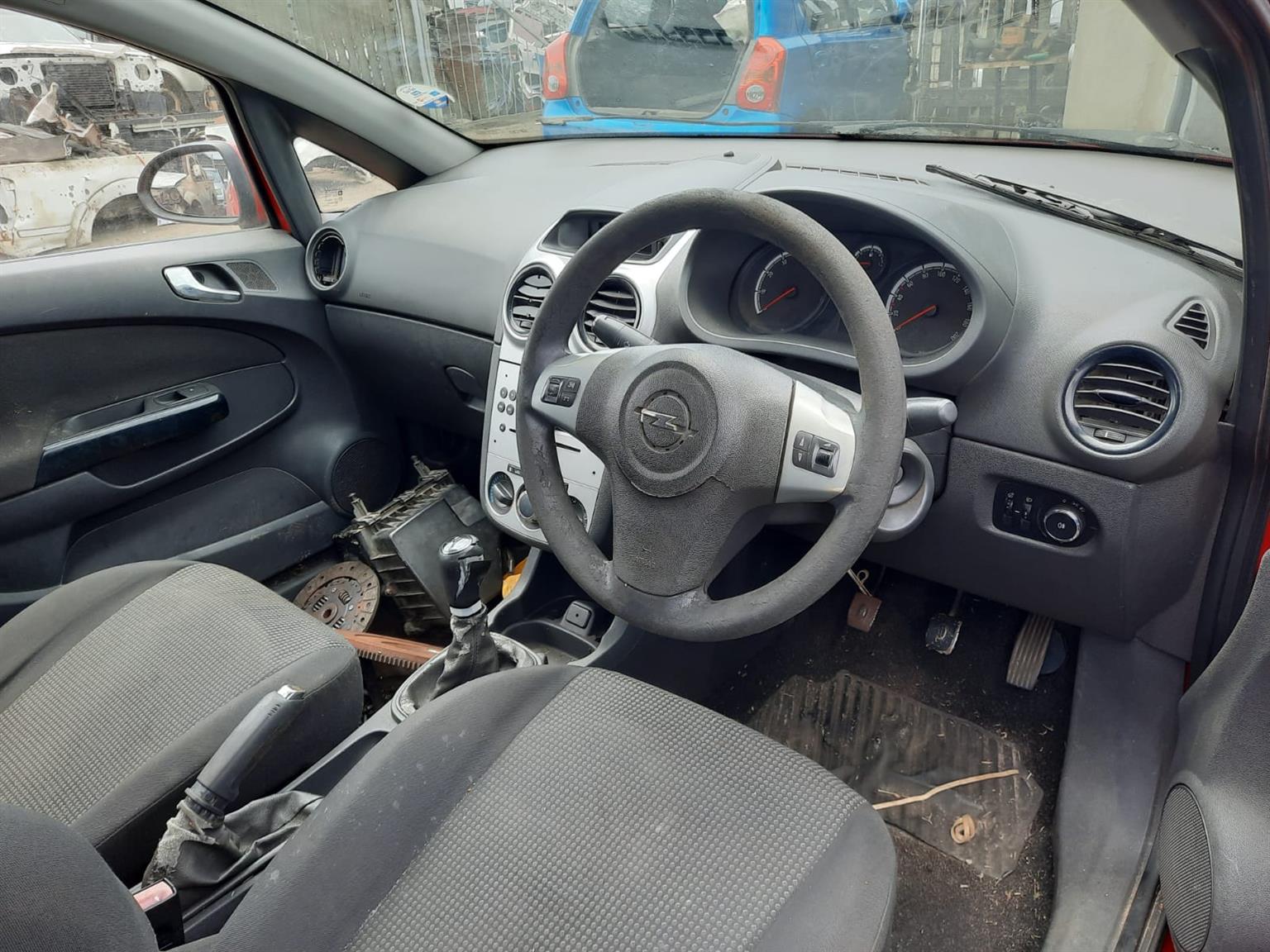 2011 Opel Corsa 1.4 16valve - Stripping for Spares.