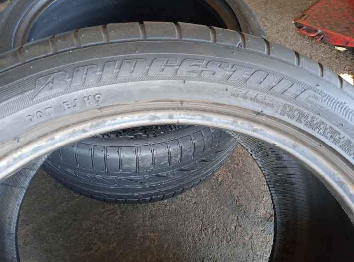 Two rear BMW X5 & X6 20inch Runflats tyres 315/35/20 Bridgestone with sufficient threads - Private Seller