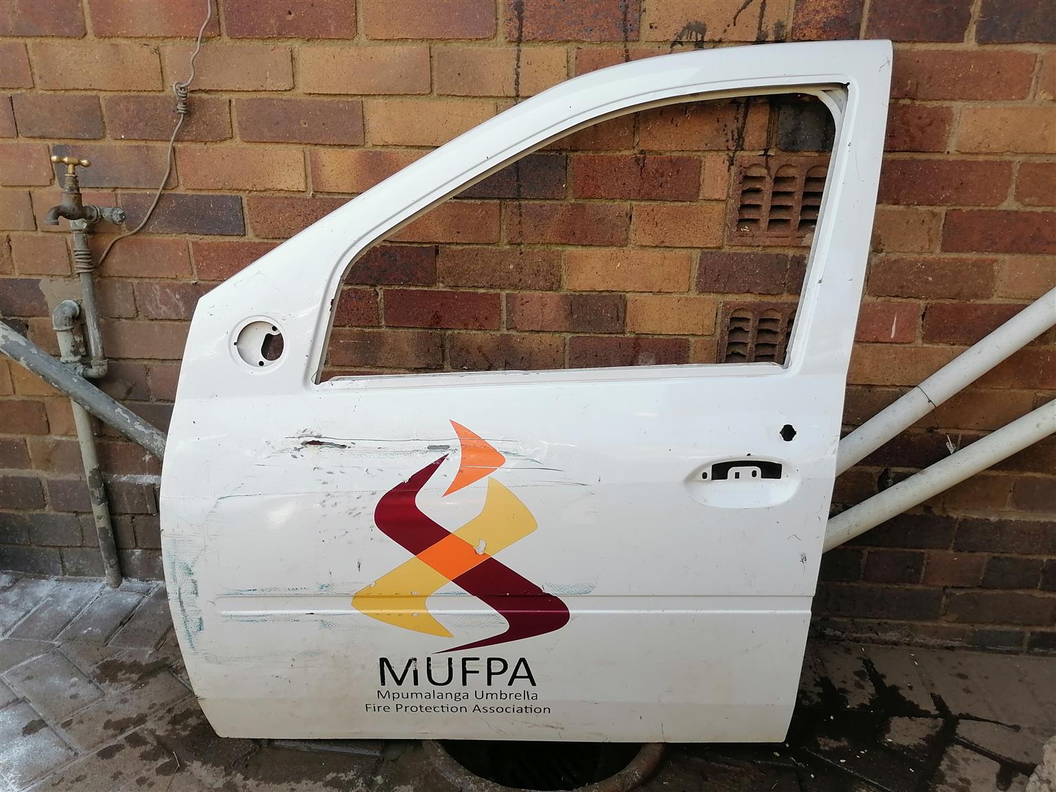 Nissan NP200 Left Door Shell | Junk Mail Marketplace