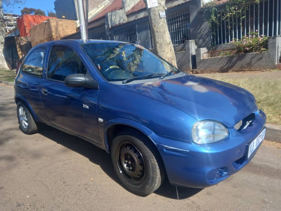 2006 Corsa Lite 1.4 Petrol, Manual, Blue, 230000kms