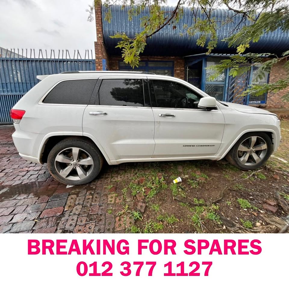 2014 JEEP GRAND CHEROKEE 3.6 WK2 BREAKING FOR SPARES - Private Seller 2014 JEEP GRAND CHEROKEE 3.6 WK2 BREAKING FOR SPARES - Private Seller