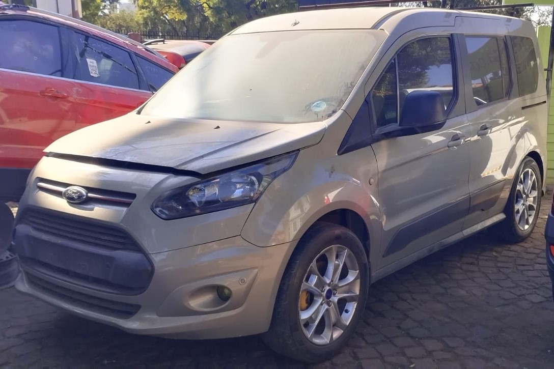 2016 FORD TRANSIT 2.2 MANUAL PETROL STRIPPING FOR SPARES
