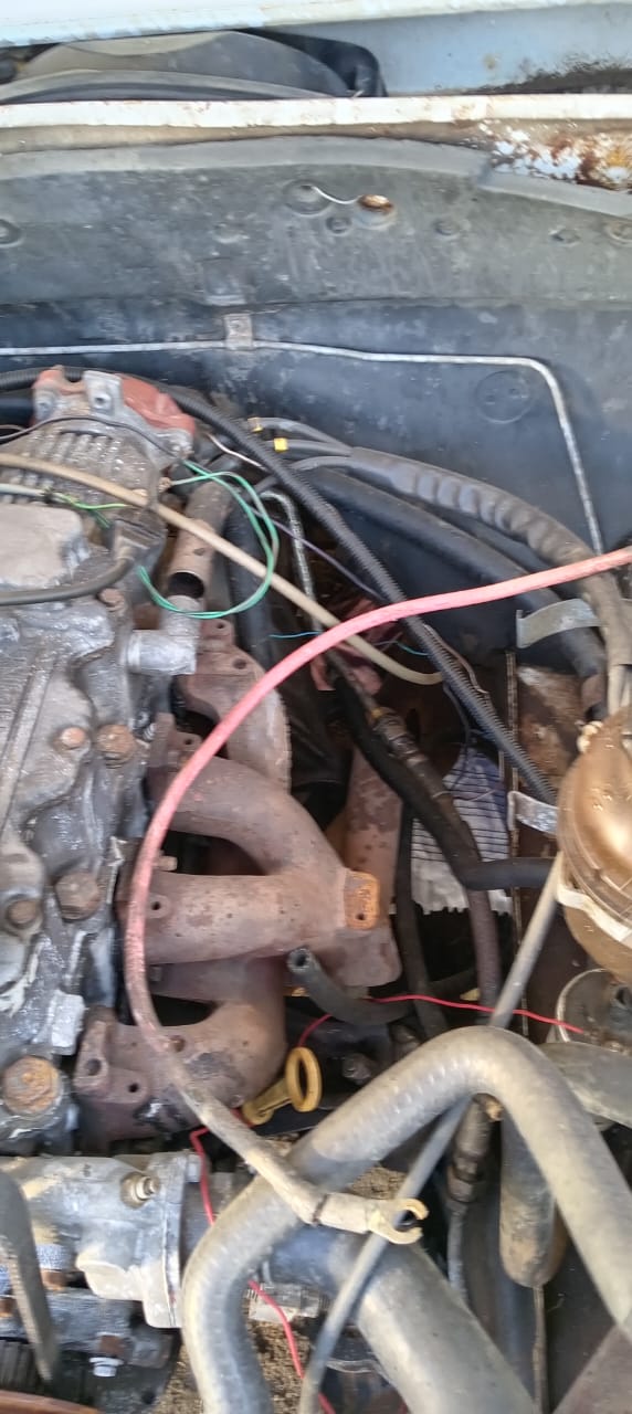 Opel Rekord 2.0 engine, gearbox and computer box - Private Seller Opel Rekord 2.0 engine, gearbox and computer box - Private Seller