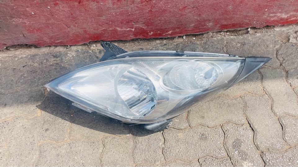 Chevrolet Spark headlight - Private Seller