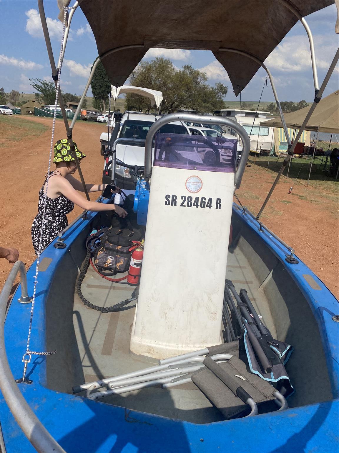 4M ST LUCIA SKI VEE WITH 55 YAMAHA NON TRIM AND TILT