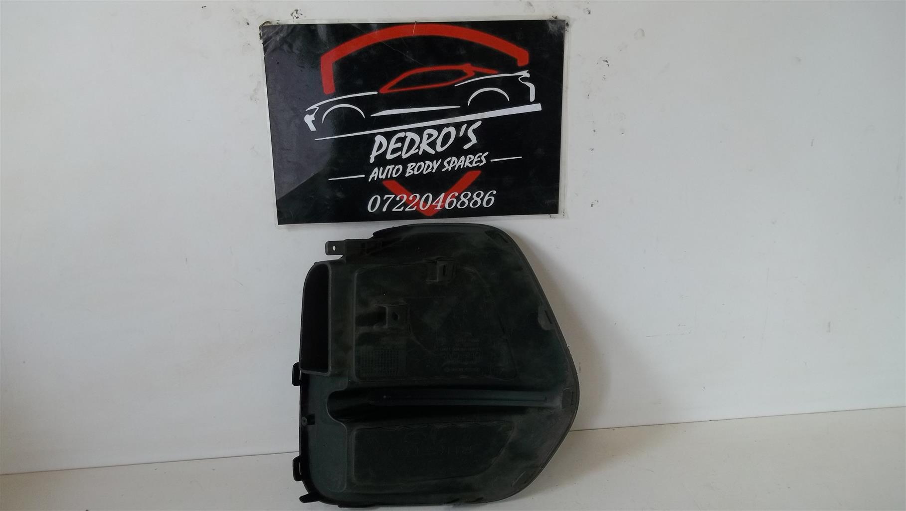 Hyundai/Kia left front bumper blanking fog light cover - Private Seller