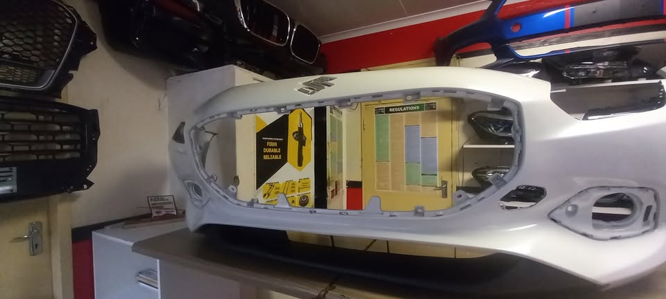 2025 SUZUKI SWIFT FRONT BUMPER WITH LOWER SPOILER - Private Seller