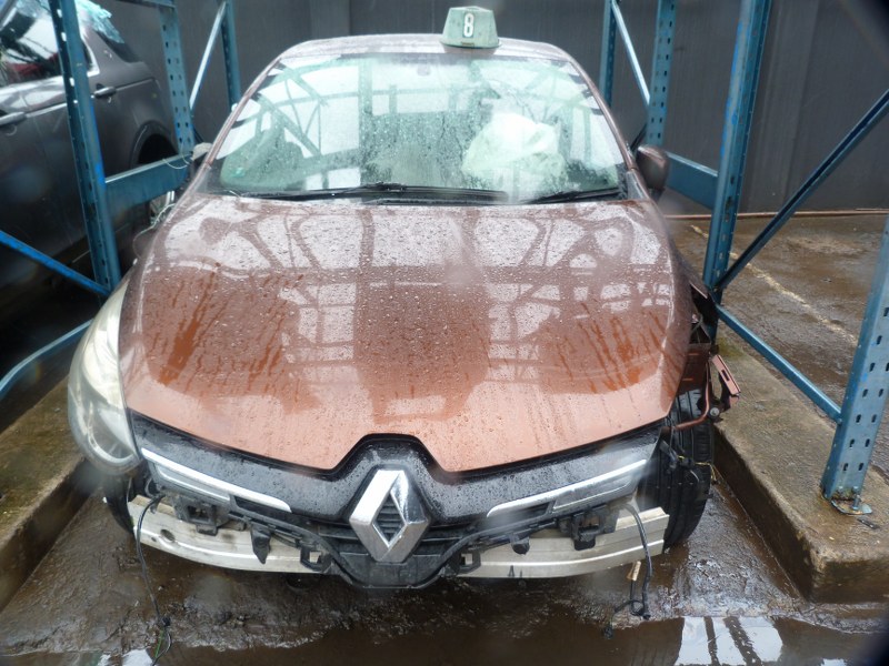 Renault Clio IV 900T TCe Expression Manual Brown - 2014 STRIPPING FOR SPARES - Private Seller Renault Clio IV 900T TCe Expression Manual Brown - 2014 STRIPPING FOR SPARES - Private Seller