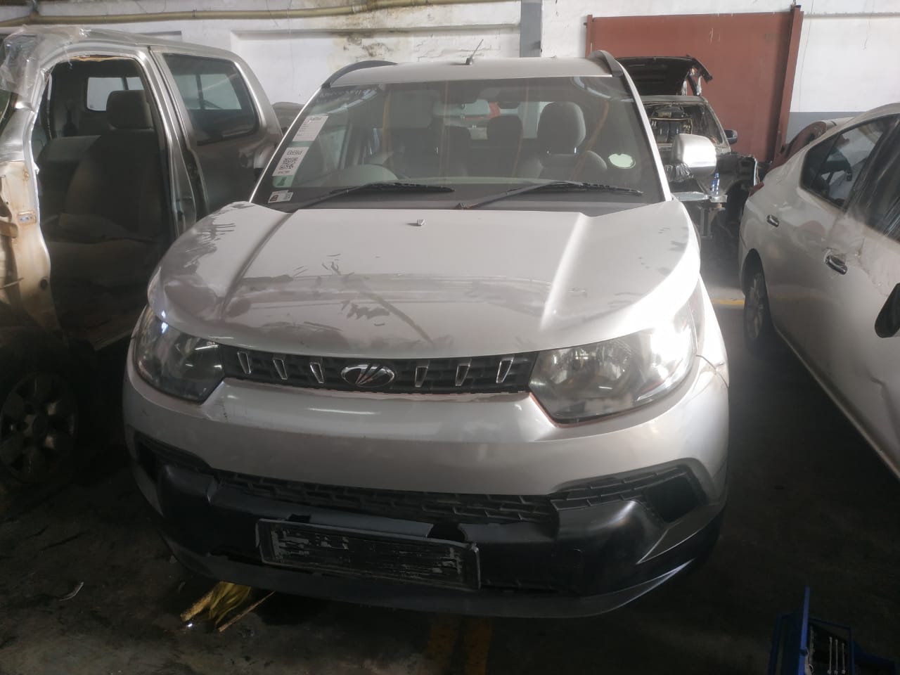 Mahindra KUV 100 Manual transmission Stripping for spares - Private Seller Mahindra KUV 100 Manual transmission Stripping for spares - Private Seller