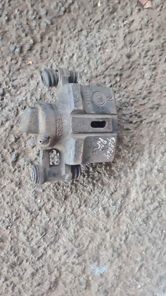 GEELy R/F brake caliper - Private Seller GEELy R/F brake caliper - Private Seller