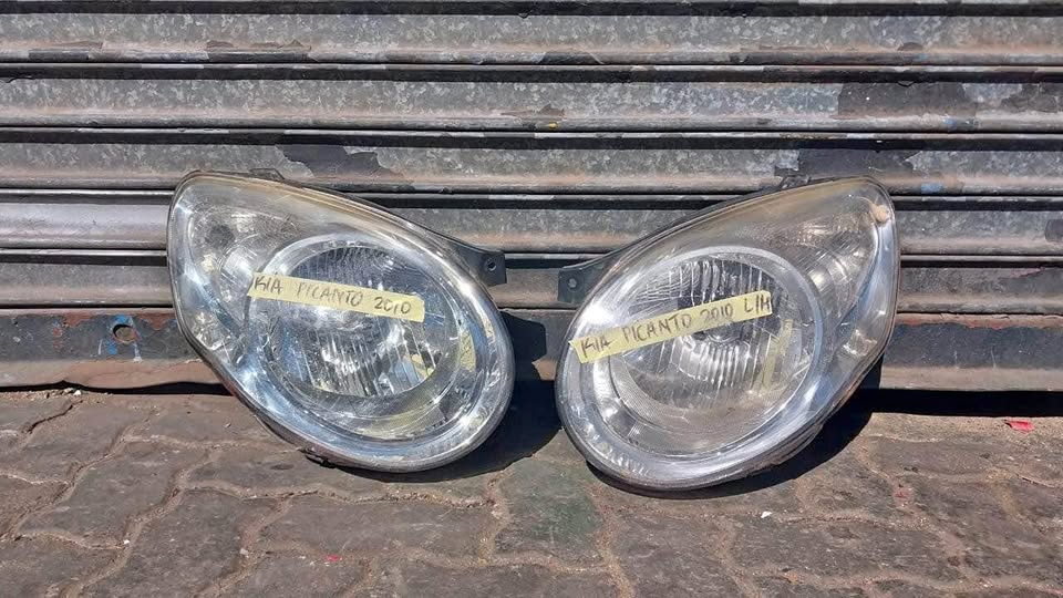 Kia Picanto headlights 2010 - Private Seller Kia Picanto headlights 2010 - Private Seller