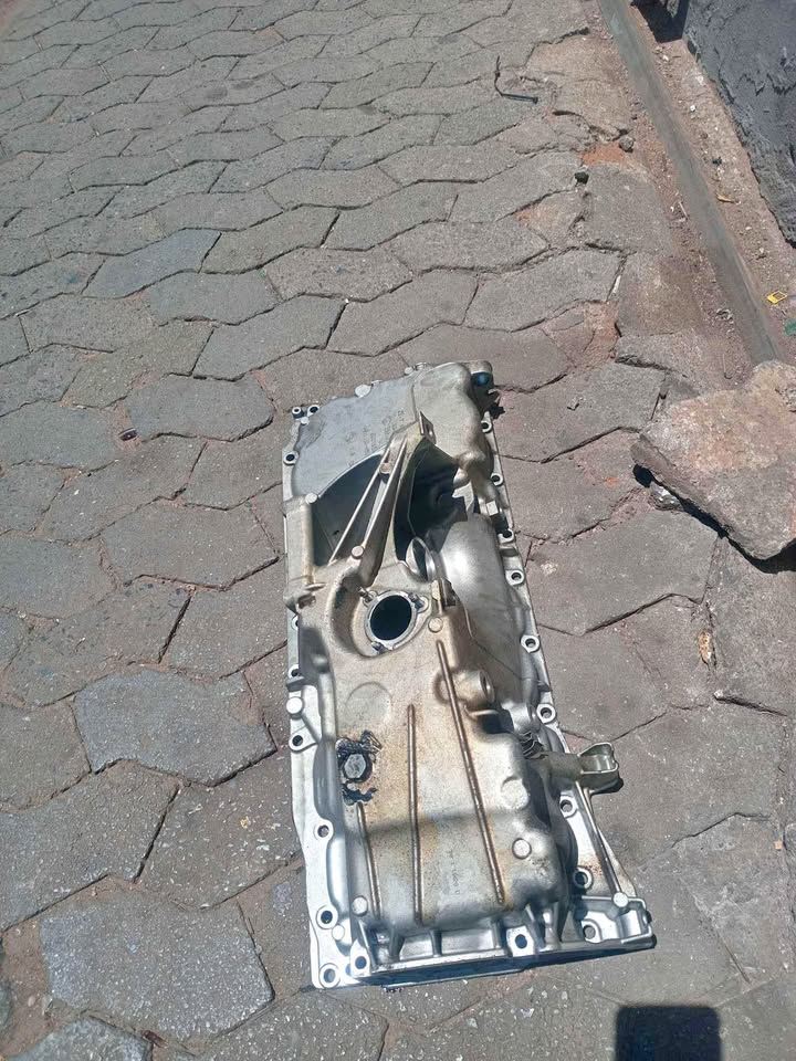 BMW N57 N57S N57D30 E70 LCI oil pan - Private Seller BMW N57 N57S N57D30 E70 LCI oil pan - Private Seller