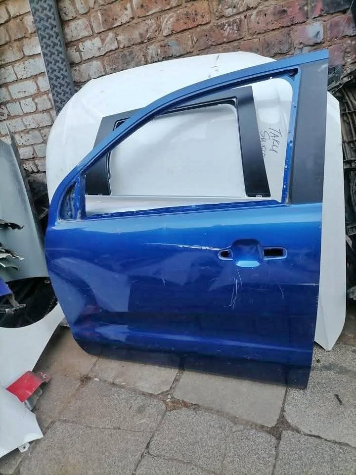 Ford Ranger T7 Front Door Left Side - Private Seller Ford Ranger T7 Front Door Left Side - Private Seller