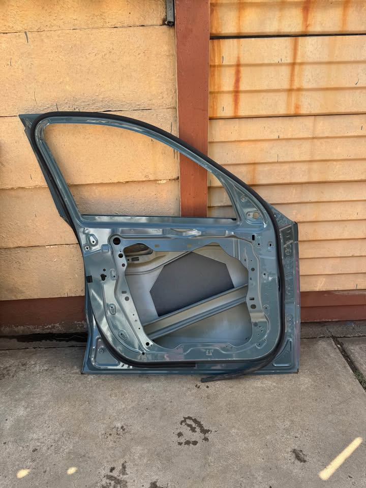 BMW X1 U11 Left Front Door - Private Seller