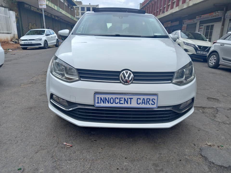 2014 VW POLO 6 TSi 1.2 COMFORTLINE, PETROL MANUA, MILEAGE 95000KM, WHITE IN COLOR
