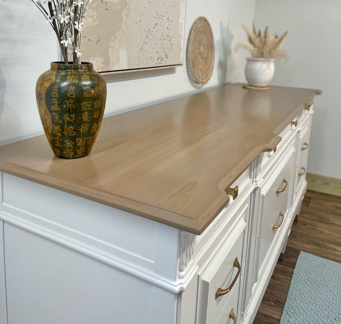 Bill Jones Solid Dresser