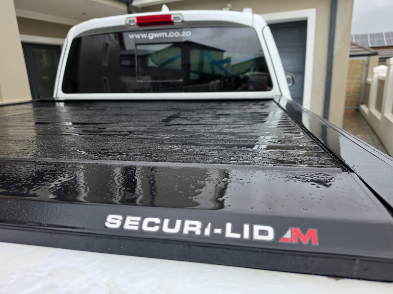 Security lid for a GWM P500 series bakkie - Private Seller Security lid for a GWM P500 series bakkie - Private Seller
