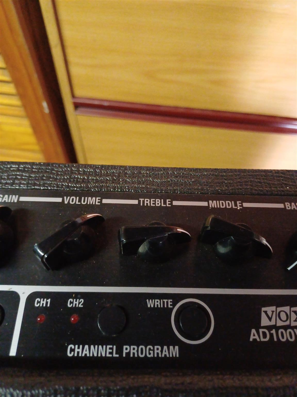 VOX HEAD AND CAB AMP.AD100VTH
