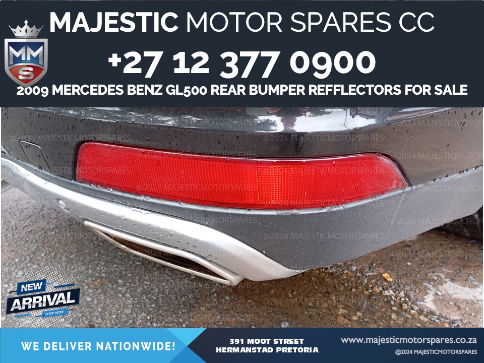 rear bumper reflectors for mercedes gl500 for sale - Private Seller