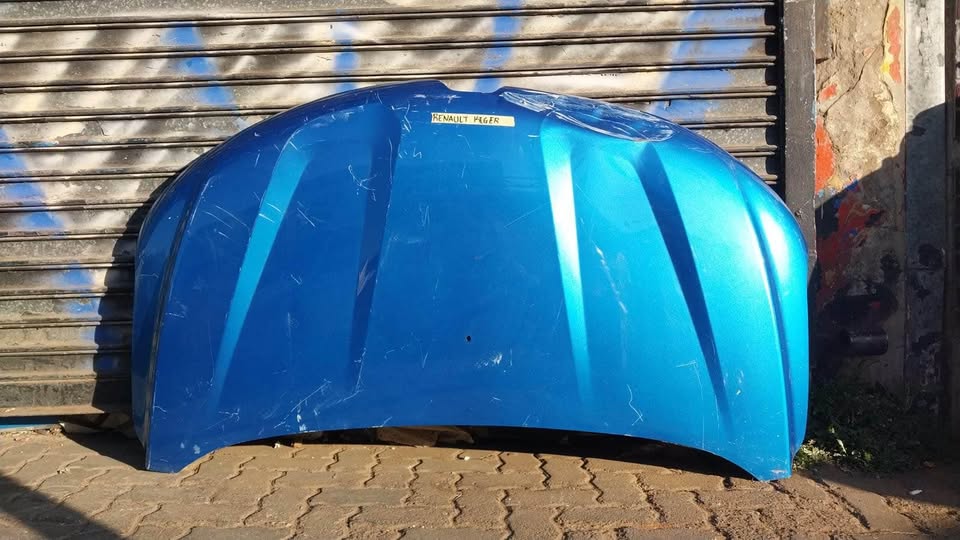 Renault Kiger bonnet - Private Seller Renault Kiger bonnet - Private Seller