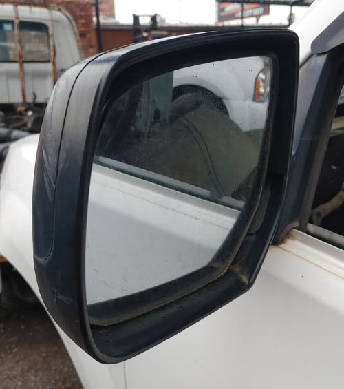 FORD RANGER DOUBLE CAB LEFT SIDE MIRROR - Private Seller FORD RANGER DOUBLE CAB LEFT SIDE MIRROR - Private Seller