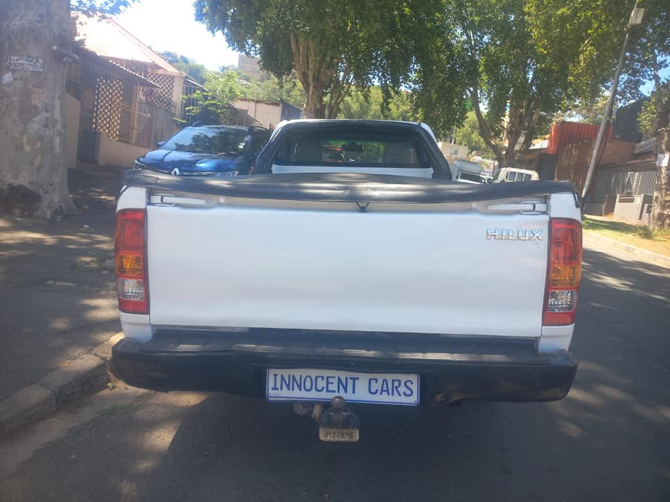 2005 TOYOTA HILUX S-CAB 2.5 D4D DIESEL, MANUAL, WHITE COLOR, 98000KM