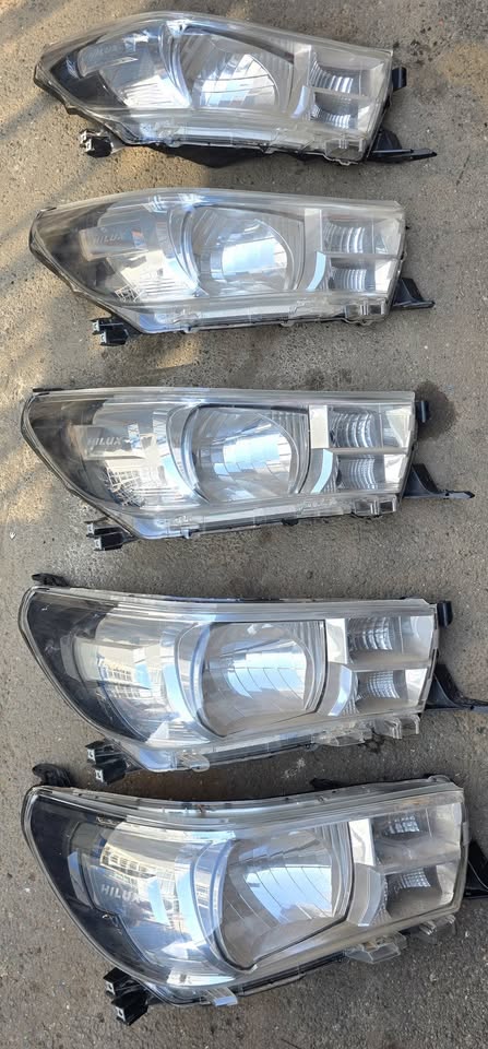 Toyota Hilux GD6 Original Headlights Call or Whatsupp - Private Seller Toyota Hilux GD6 Original Headlights Call or Whatsupp - Private Seller