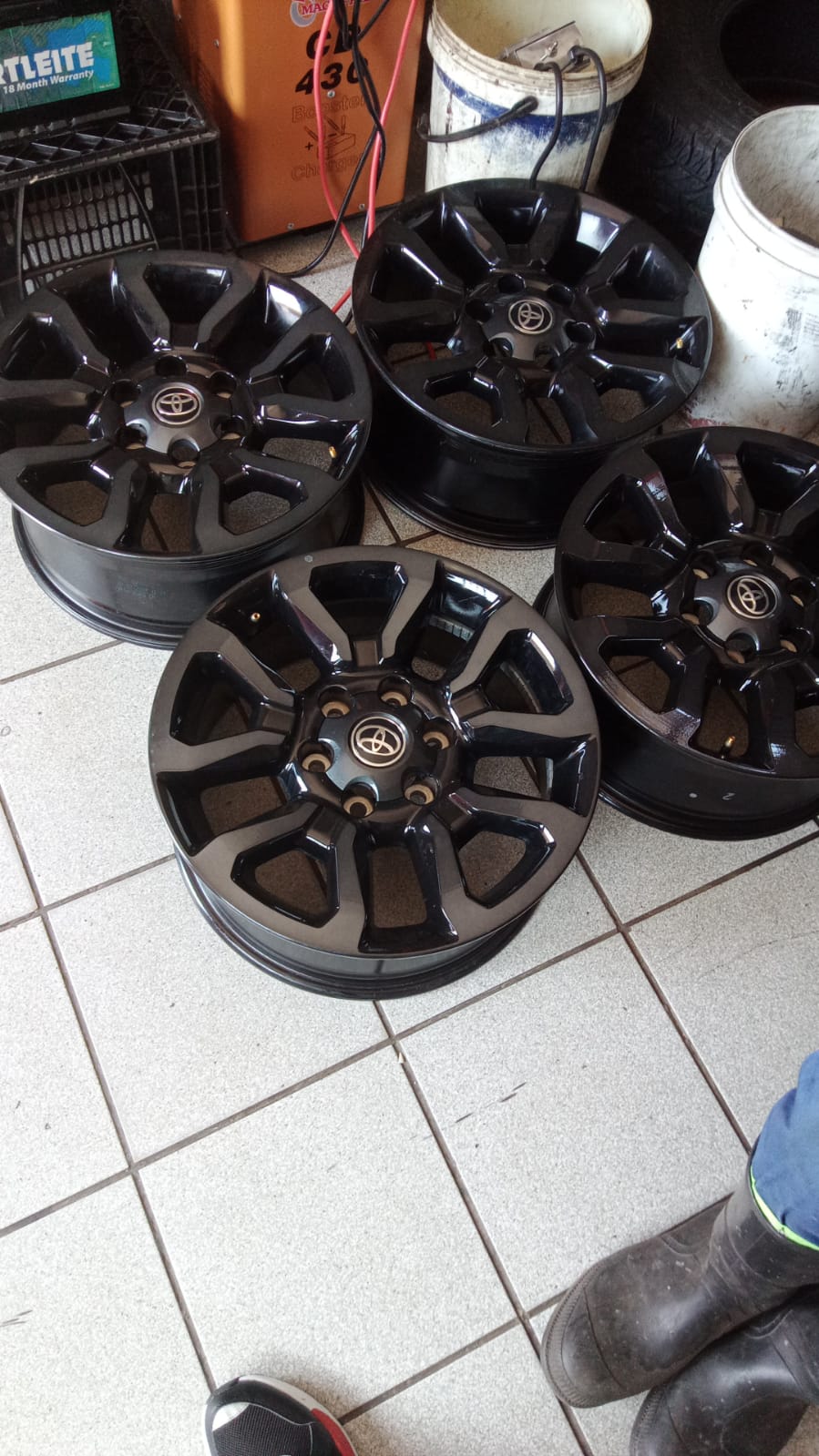 18 inch Toyota Legend 50 Rs original mags set - Private Seller 18 inch Toyota Legend 50 Rs original mags set - Private Seller