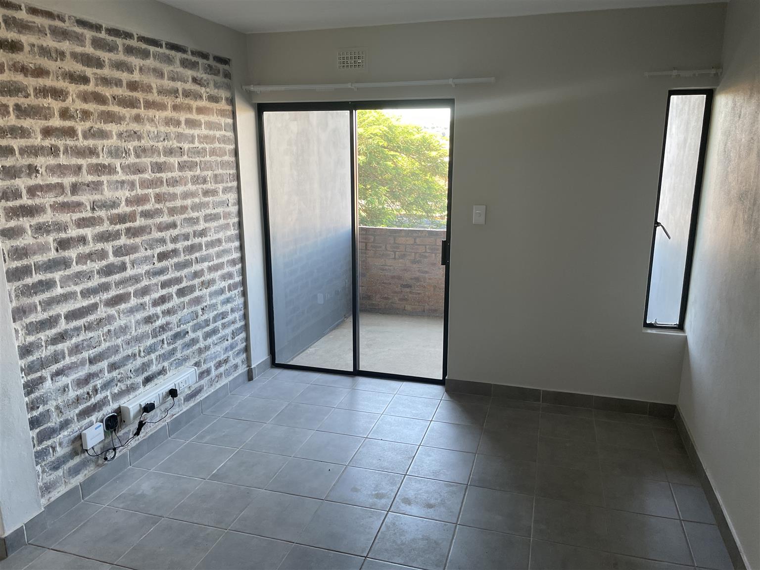 Secure 2 bedroom apartments to rent in Pretoria west