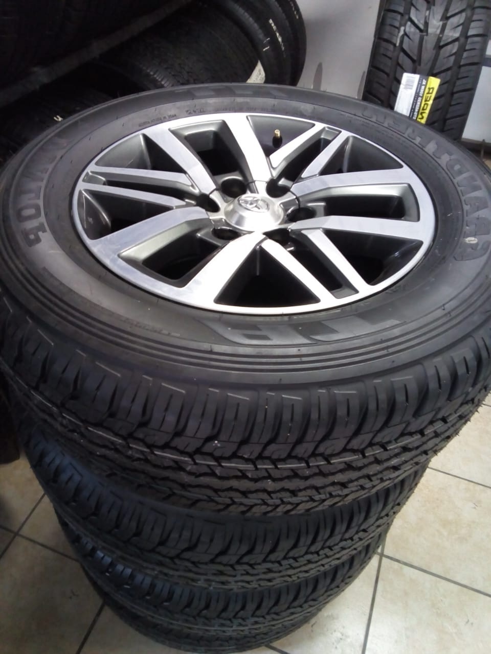 18inch TOYOTA Hilux/Fortuner original mags with brand new 265/60/18 Dunlop Grand - Private Seller 18inch TOYOTA Hilux/Fortuner original mags with brand new 265/60/18 Dunlop Grand - Private Seller
