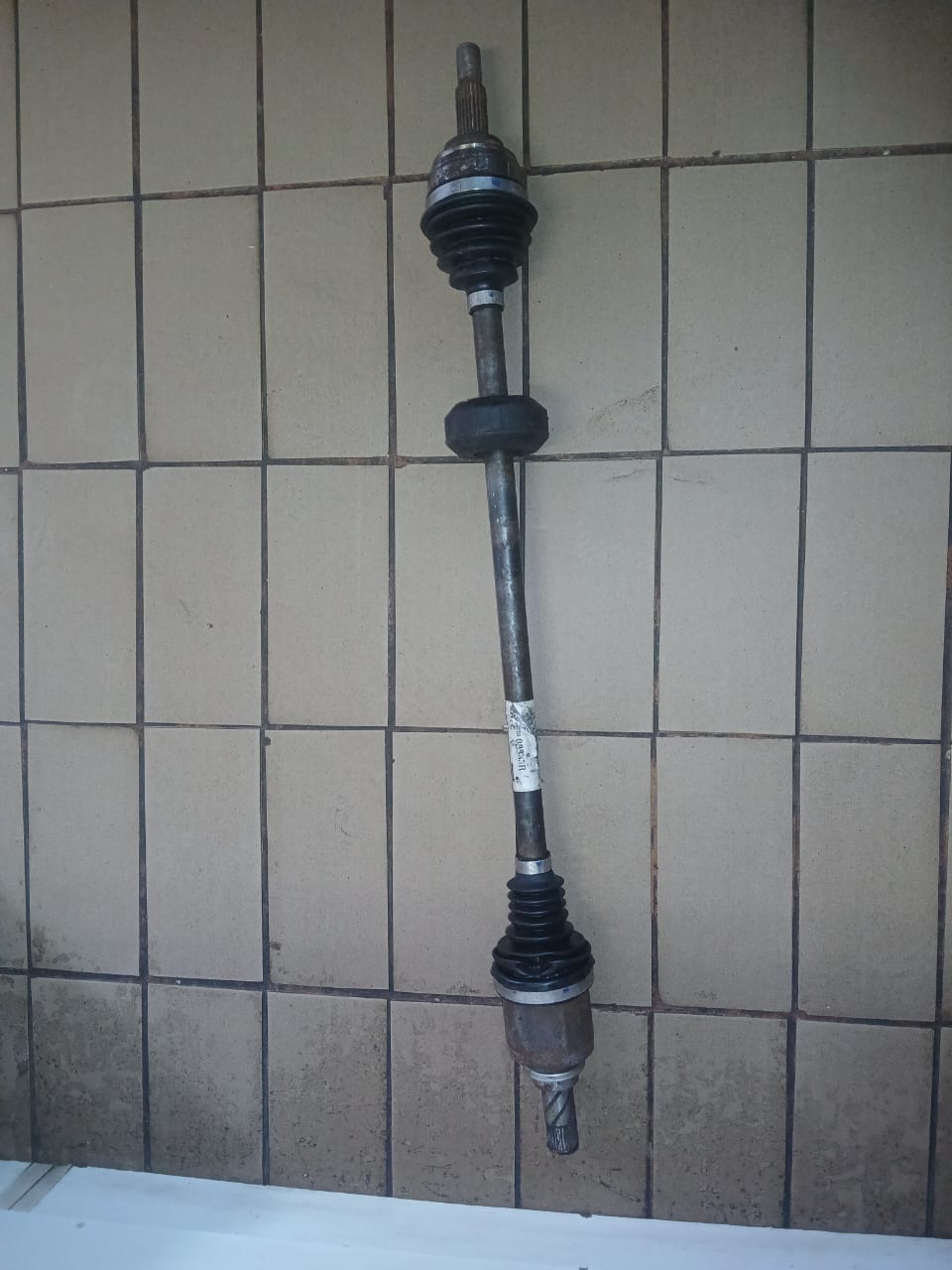 2017 NISSAN NP200 DRIVE SHAFT FOR SALE IN A GOOD CONDITION - Private Seller 2017 NISSAN NP200 DRIVE SHAFT FOR SALE IN A GOOD CONDITION - Private Seller