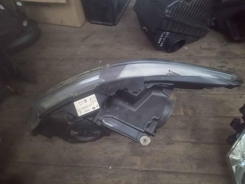 Mercedes Benz Vito W447 headlight