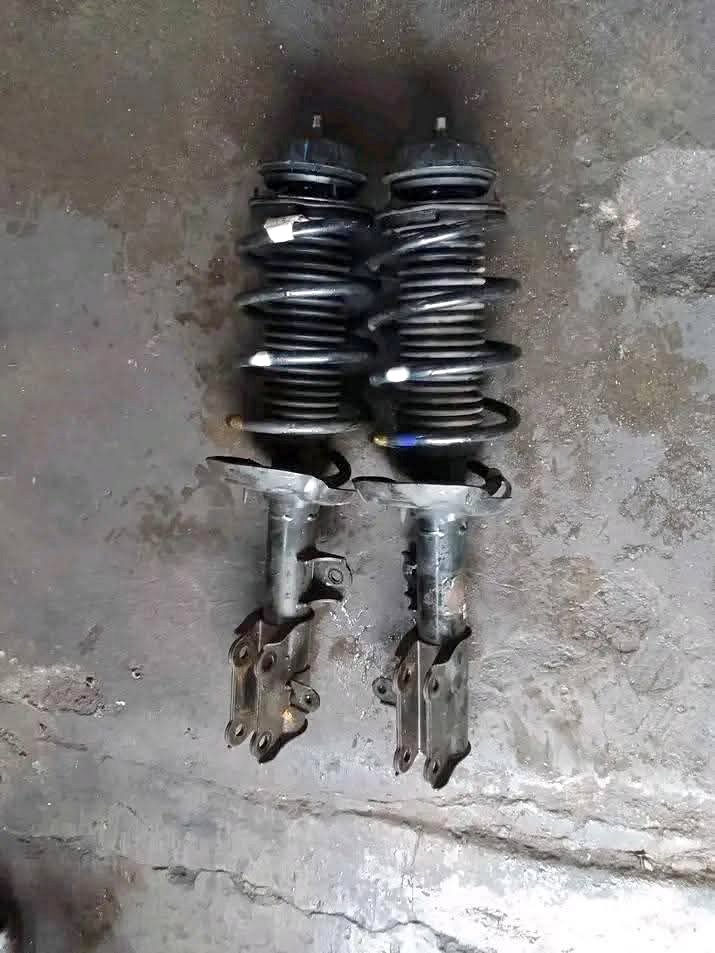 HYUNDAI I10 GRAND FRONT SHOCKS - Private Seller HYUNDAI I10 GRAND FRONT SHOCKS - Private Seller
