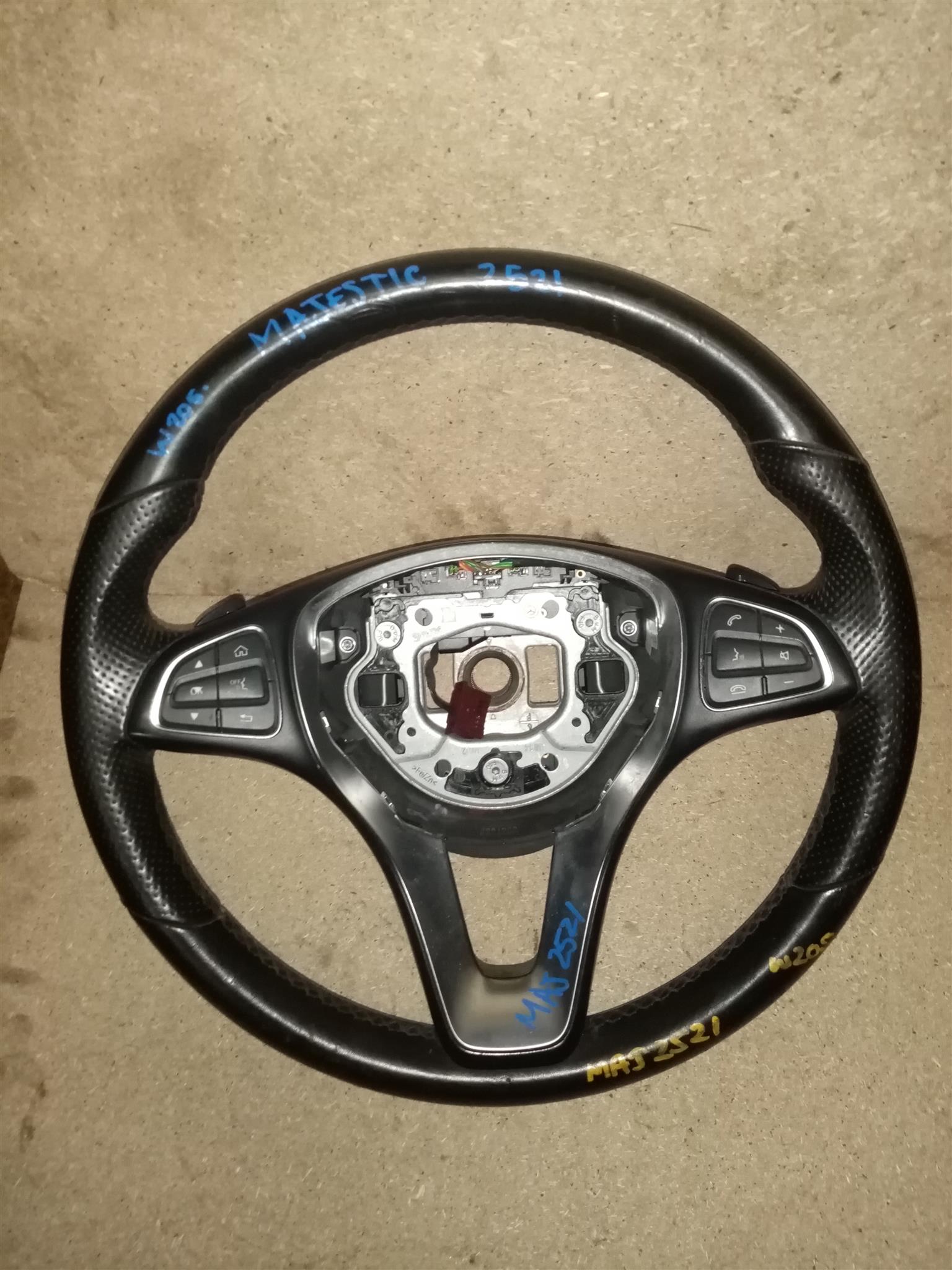 2014 Mercedes Benz C220 bluetech w205 steering wheel for sale - Private Seller 2014 Mercedes Benz C220 bluetech w205 steering wheel for sale - Private Seller