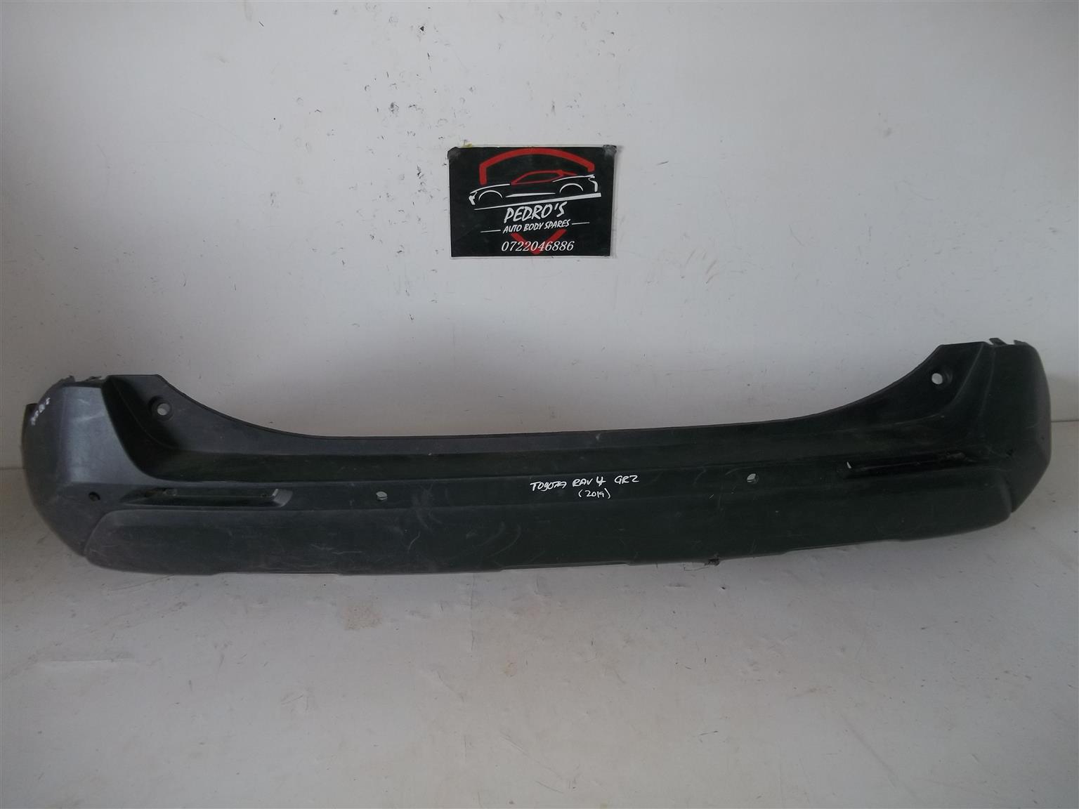 Toyota Rav 4 '19 rear bumper cover - Private Seller Toyota Rav 4 '19 rear bumper cover - Private Seller