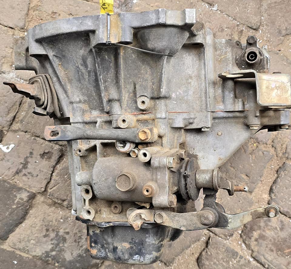 Toyota Conquest 4 Speed Gearbox - Private Seller Toyota Conquest 4 Speed Gearbox - Private Seller