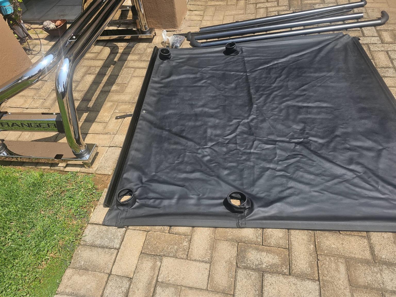 Ford Ranger Double Cab Sports Roll Bar with clip in Tonneau Cover - Private Seller