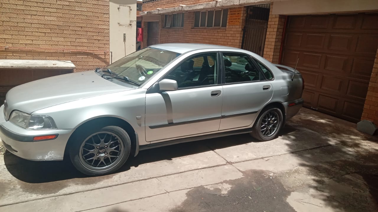 Used 2004 Volvo S40 T5 - Private Seller Used 2004 Volvo S40 T5 - Private Seller